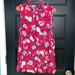 Torrid floral sleeveless blouse